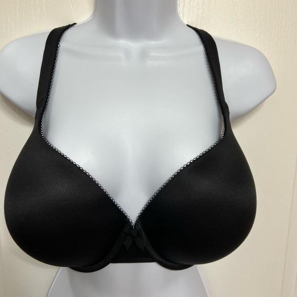 Victoria's Secret Black Underwire Bra/Body By Victoria Perfect Shape - Picture 1 of 3